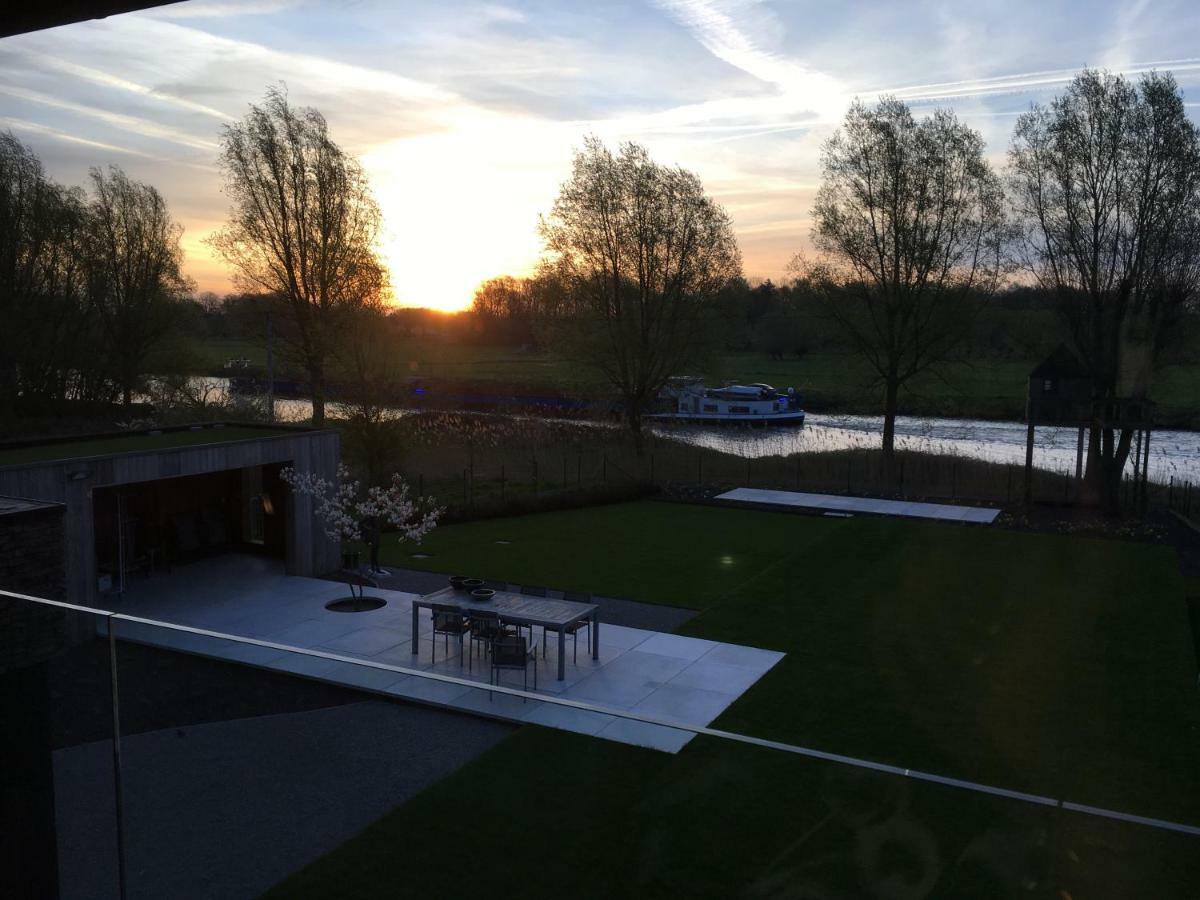 B&B The View Bis Kortrijk Bagian luar foto