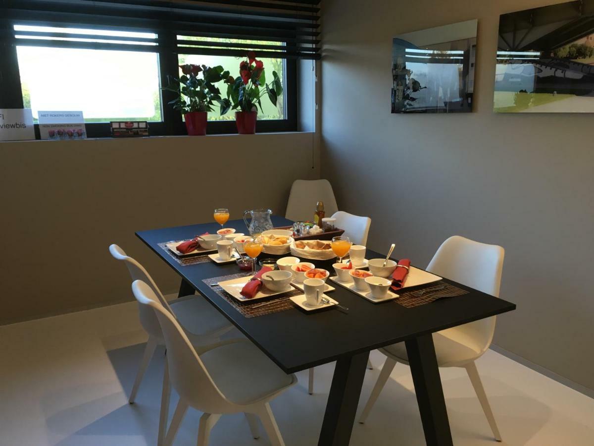 B&B The View Bis Kortrijk Bagian luar foto